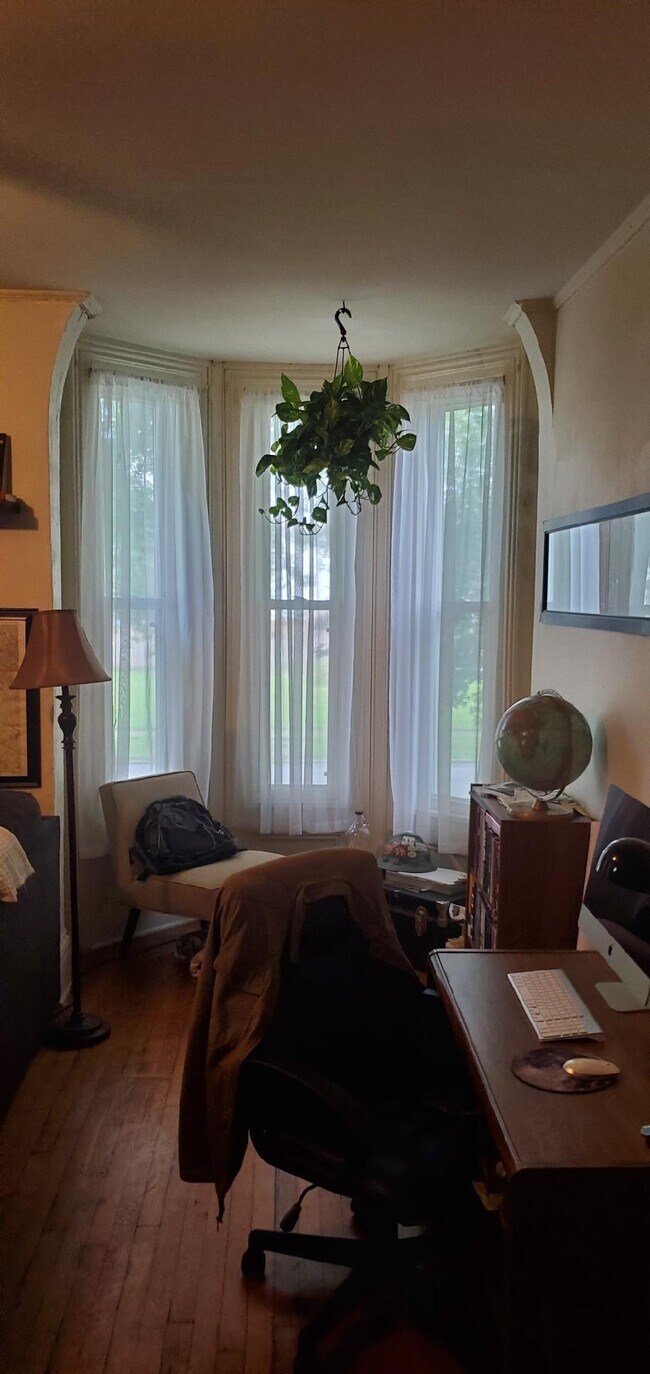 Foto del edificio - 14 N Huron St