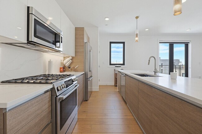 Photo - 30 Penniman Rd - Unit 605 Apartment