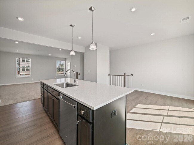Building Photo - 9922 Oaklawn Blvd NW