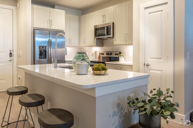 1 BR, 1 BA - 671 SF - A2 - The Opal at Barker Cypress