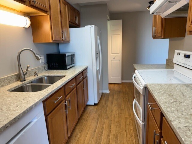 Foto del edificio - 6340 Americana Dr