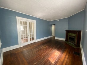 Building Photo - 617 Pearl St