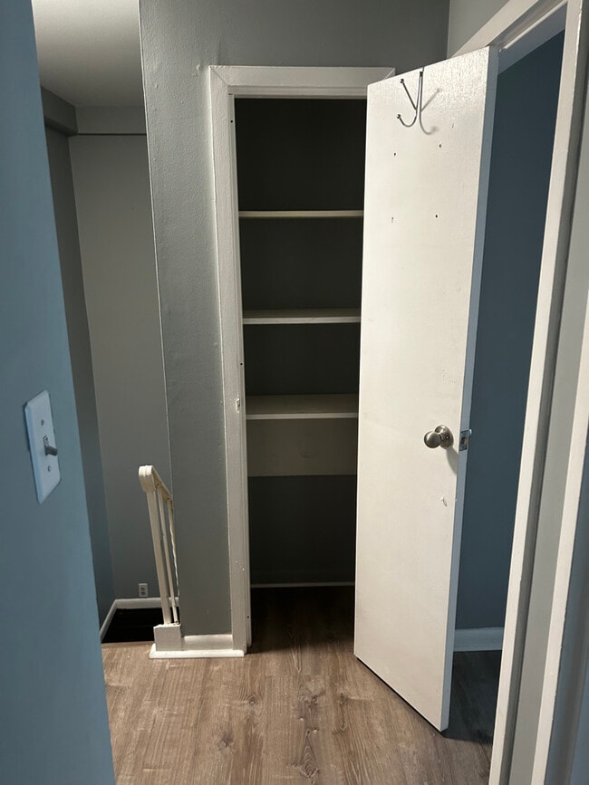 LINEN CLOSET - 9001 Ridge Ave