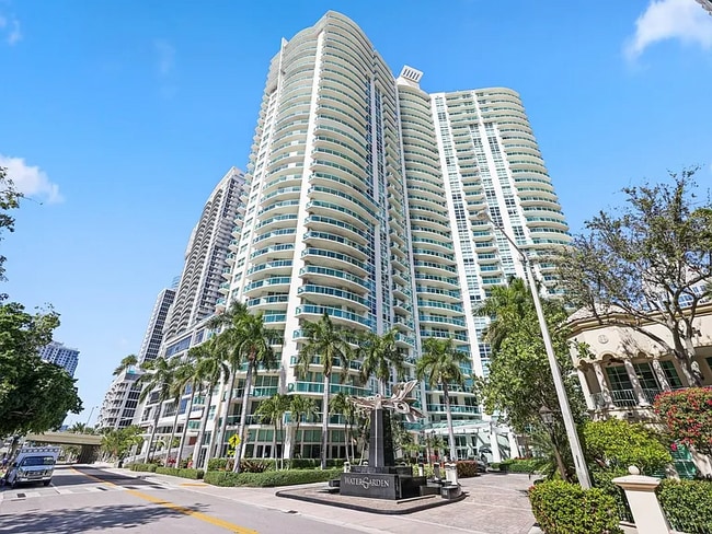 Foto del edificio - 347 N New River Dr E