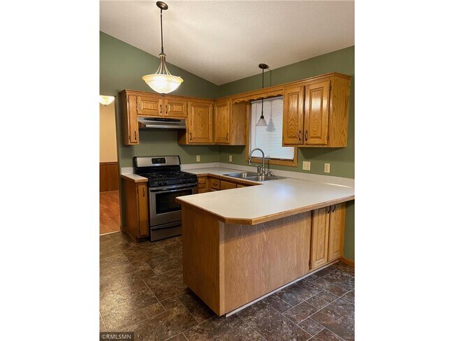 Building Photo - 12461 Larch St NW