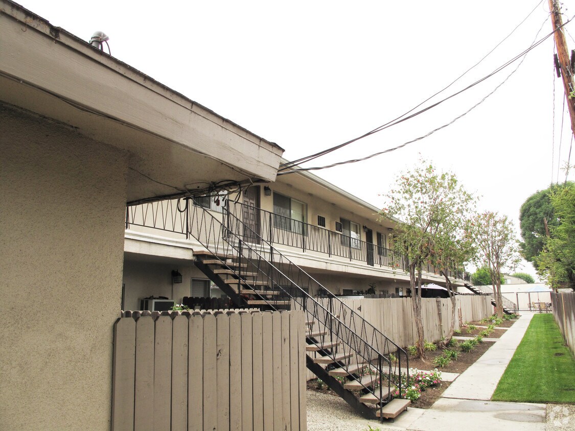 225 S Madison Ave, Monrovia, CA 91016 Apartments in Monrovia, CA