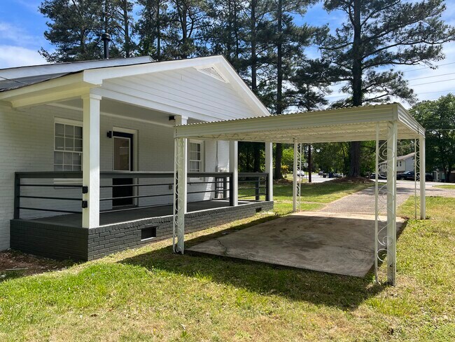 Carport and porch - 5743 Old Gordon Rd