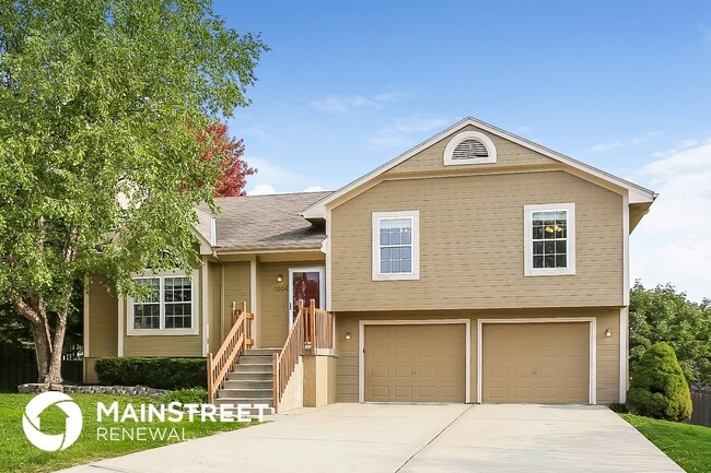 Building Photo - 1304 White Oak Pl