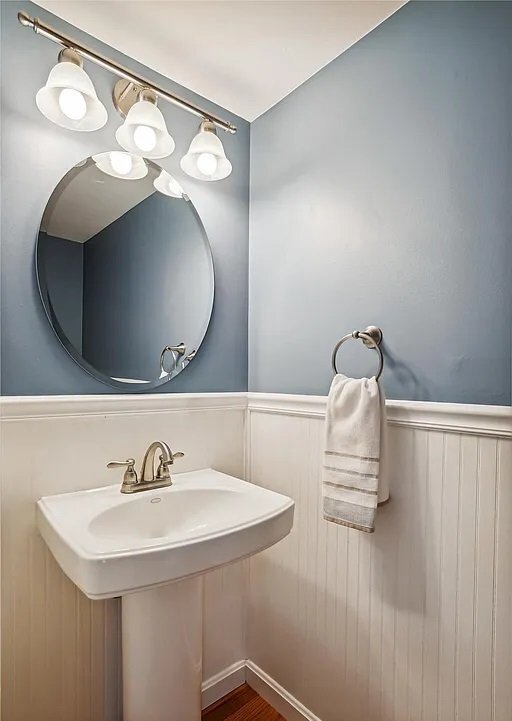 Foto del edificio - 103 Huntington Ct