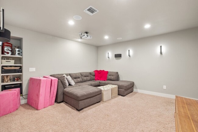 Building Photo - adorable josephine home