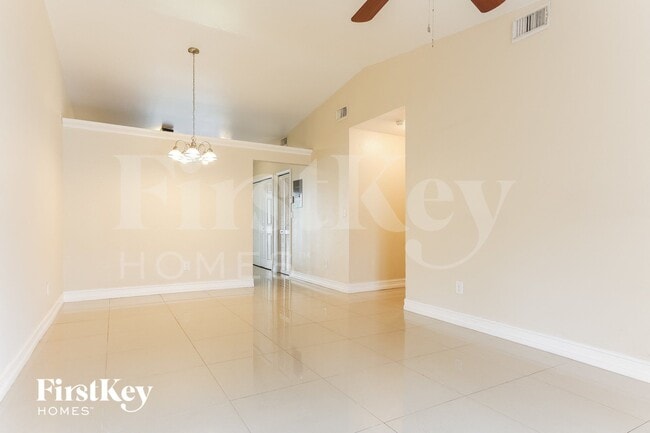 Foto del edificio - 7681 NW 181st Terrace