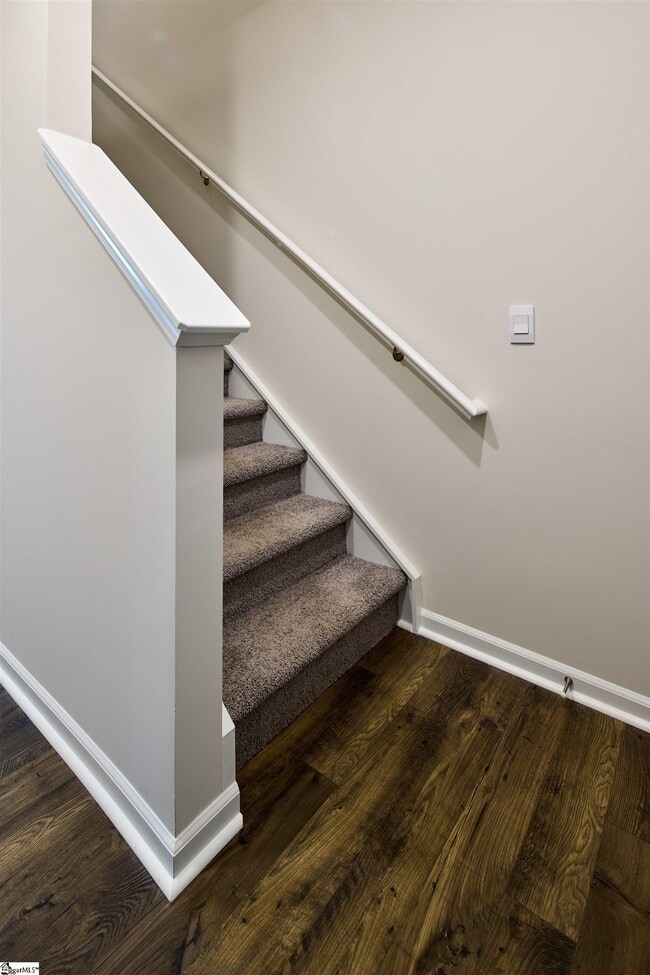 Building Photo - 753 Embark Cir