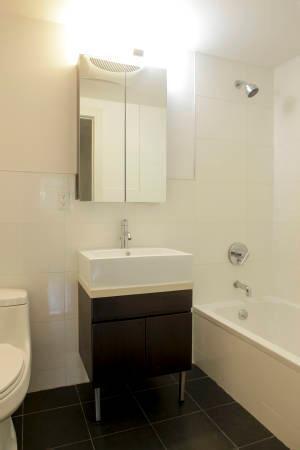 Building Photo - 2 bedroom in New York NY 11218