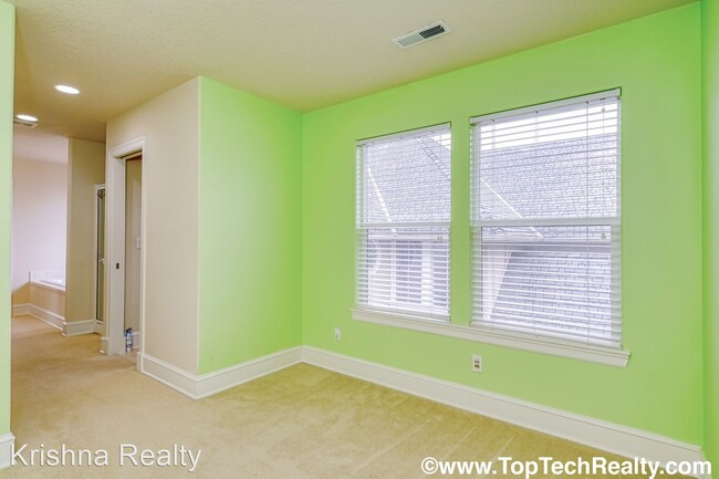Foto del edificio - 4 br, 2.5 bath House - 12852 Northwest Bay...