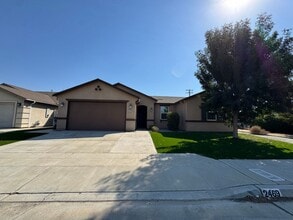 Building Photo - 2469 S Rogers Ln