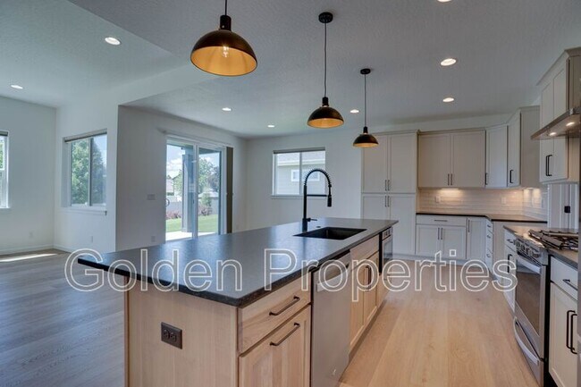 Foto del edificio - 7768 N Girard Cir
