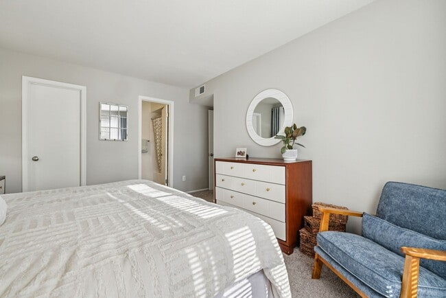 Interior Photo - The Village at Elkridge