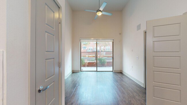 Interior Photo - Central Square at Frisco