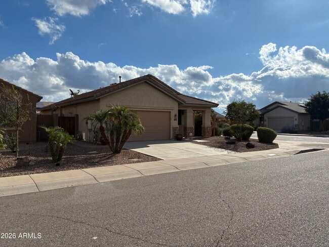 Foto del edificio - 8011 S 70th Dr