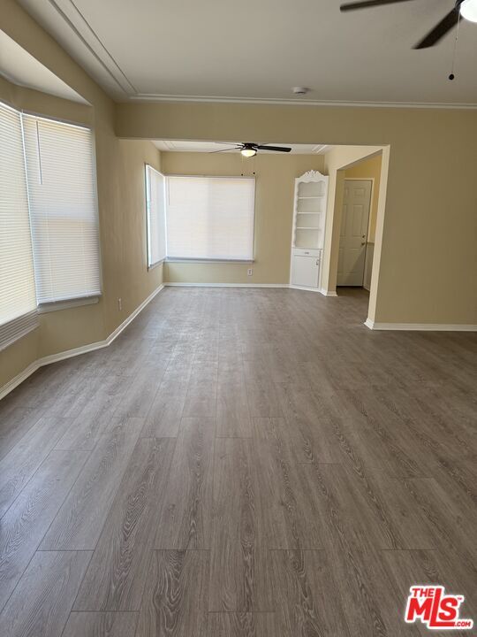 Foto del edificio - 4479 W 61st St