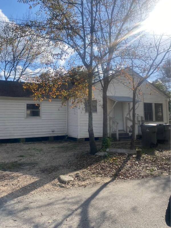 Building Photo - 412 Culverhouse St