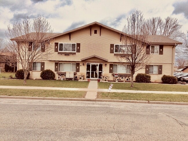 650 E Lincoln - 670 E Lincoln Ave