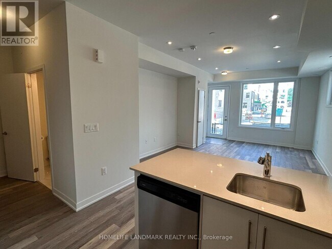 Building Photo - 3429 Ridgeway Dr