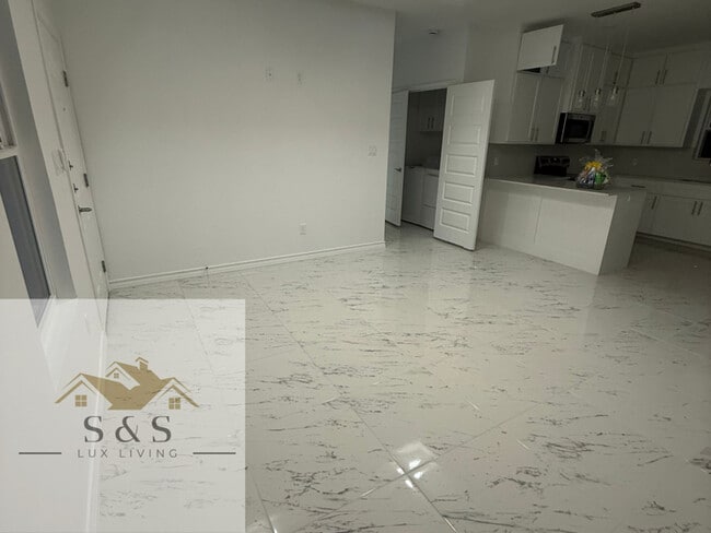 Building Photo - 11306 N 24th St