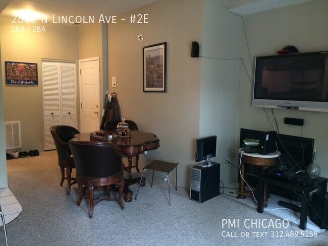 Foto del edificio - 2825 N Lincoln Ave