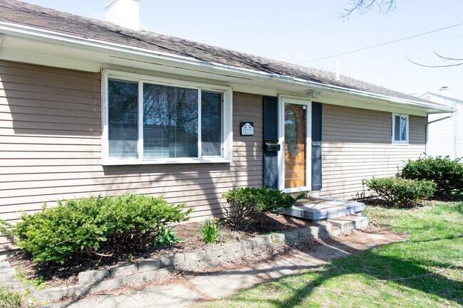 Foto del edificio - 2373 Vale Dr