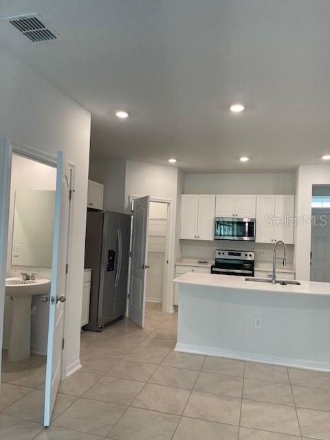 Foto del edificio - 281 Redbud Rd