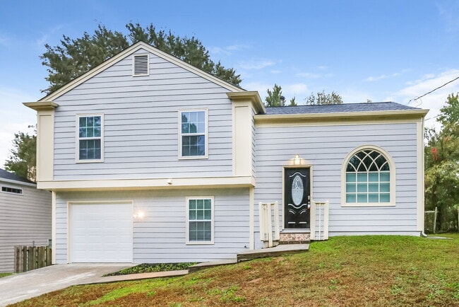 Building Photo - 1561 Black Hickory Pl