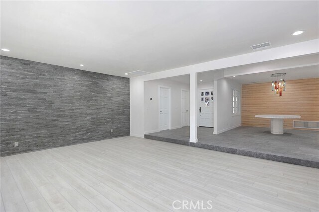 Foto del edificio - 5047 Orrville Ave