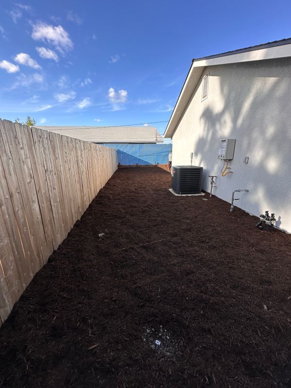 Foto del edificio - 650 S R St