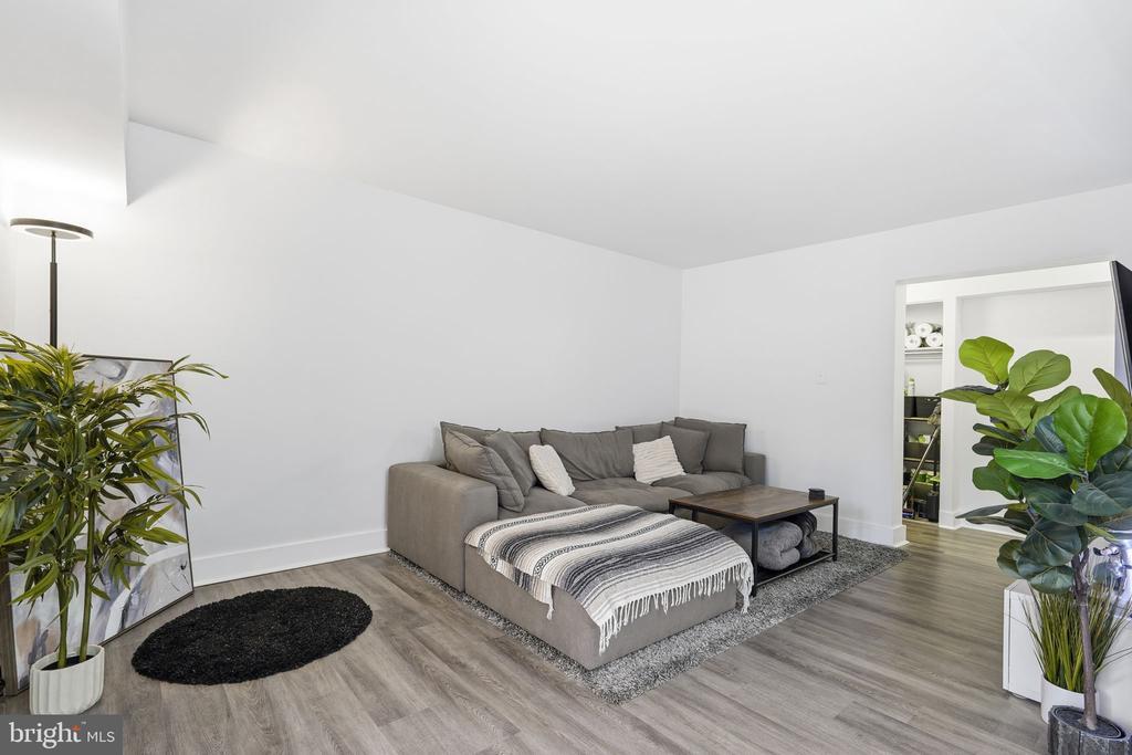 Foto principal - 11647 Stoneview Square