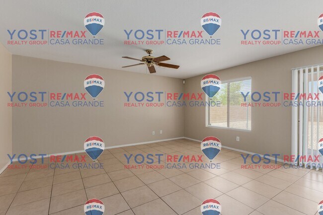 Foto del edificio - Spacious 4 bedroom - $500 off the first mo...