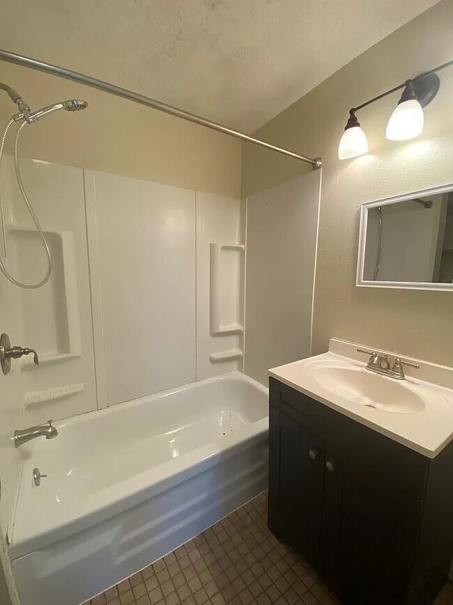 Foto del edificio - 701 E Cottonwood St