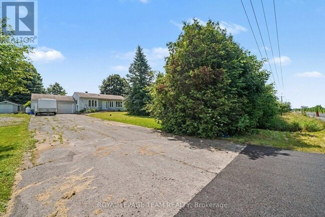 Building Photo - 978 Rideau Rd
