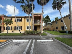 Building Photo - 935 NE 33rd Terrace