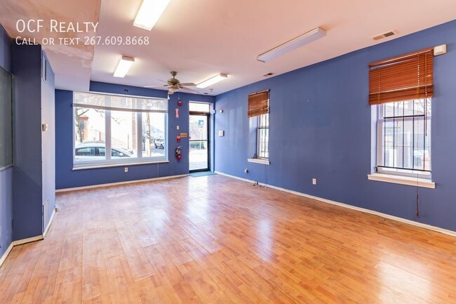 Building Photo - 617 S 18th St