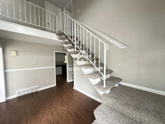 Foto del edificio - 4186 Rosewind Cir