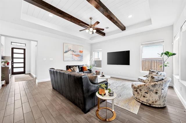 Foto del edificio - 525 Goose Lake Dr