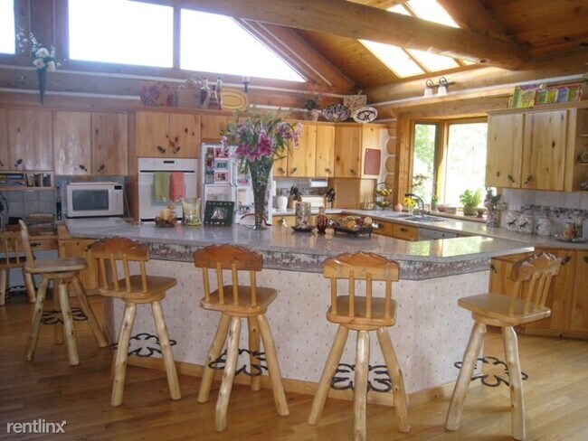 Building Photo - 4 br, 4 bath House - 233 Home Pl