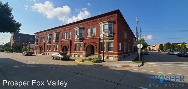 Building Photo - 132 High Ave