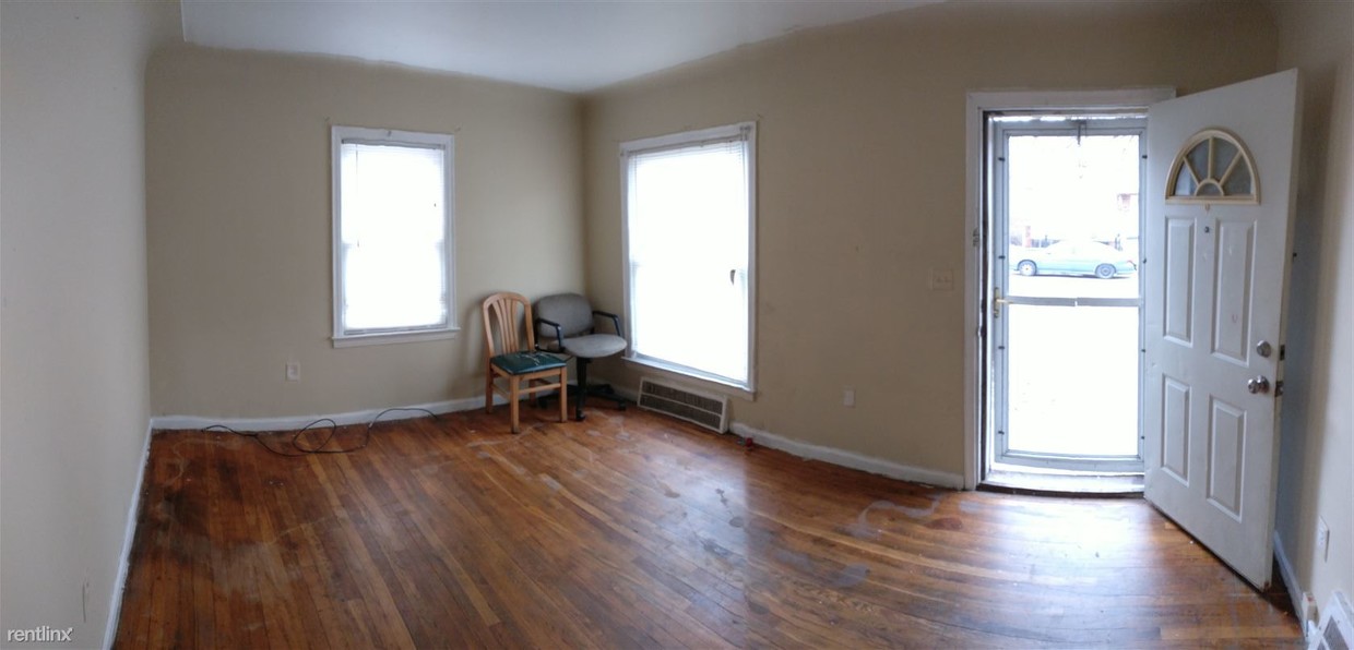 Primary Photo - 320 Liberty St