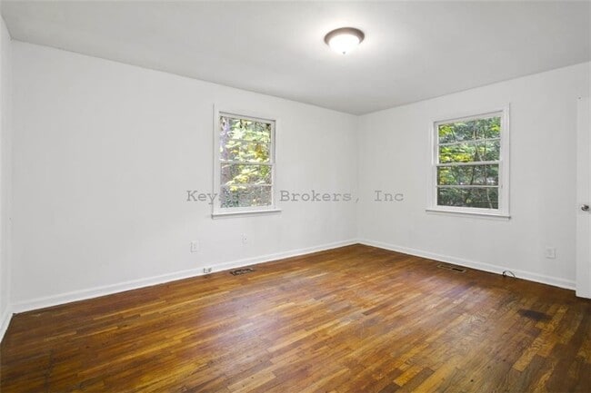 Building Photo - 4337 Napier Ave