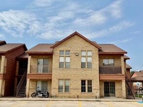 Building Photo - 1752 Tiara Trail