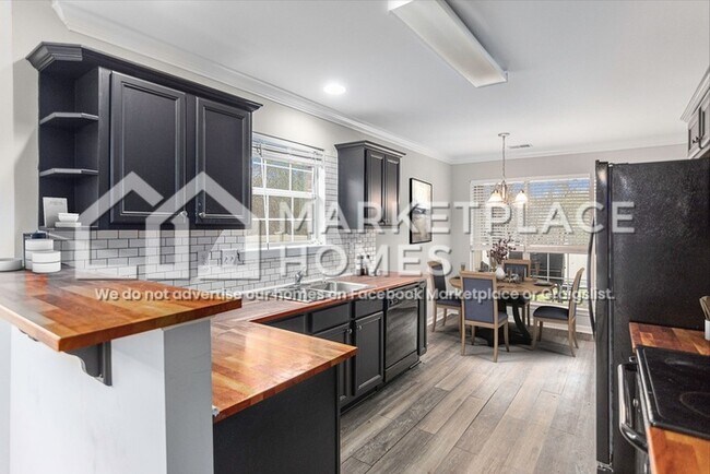 Foto del edificio - 2115 Willow Glenn Dr