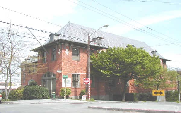 Building Photo - 1400-1406 Harvard Ave