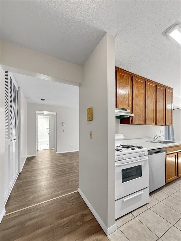 Foto del edificio - 32 Shrewsbury Green Dr